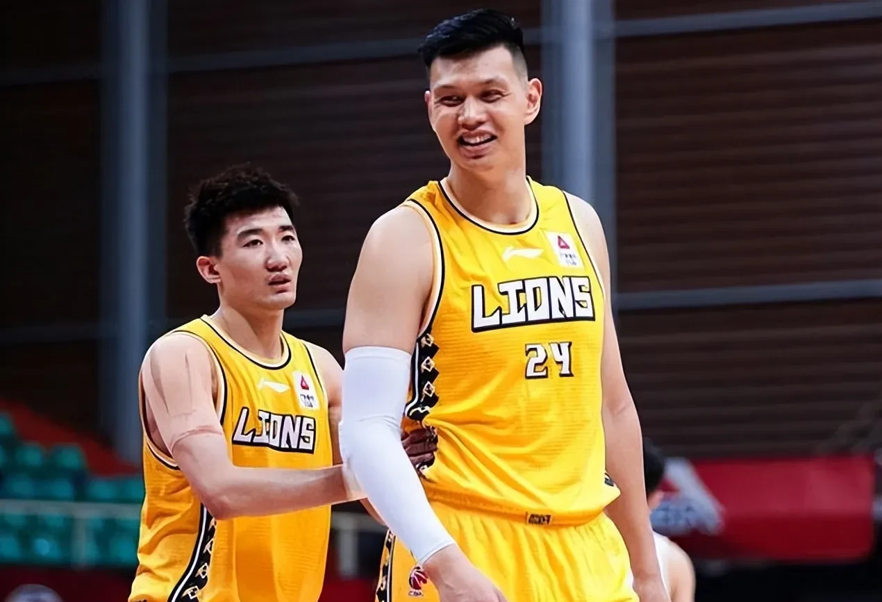 开云下载-骑士横扫山东队，周琦带队取胜